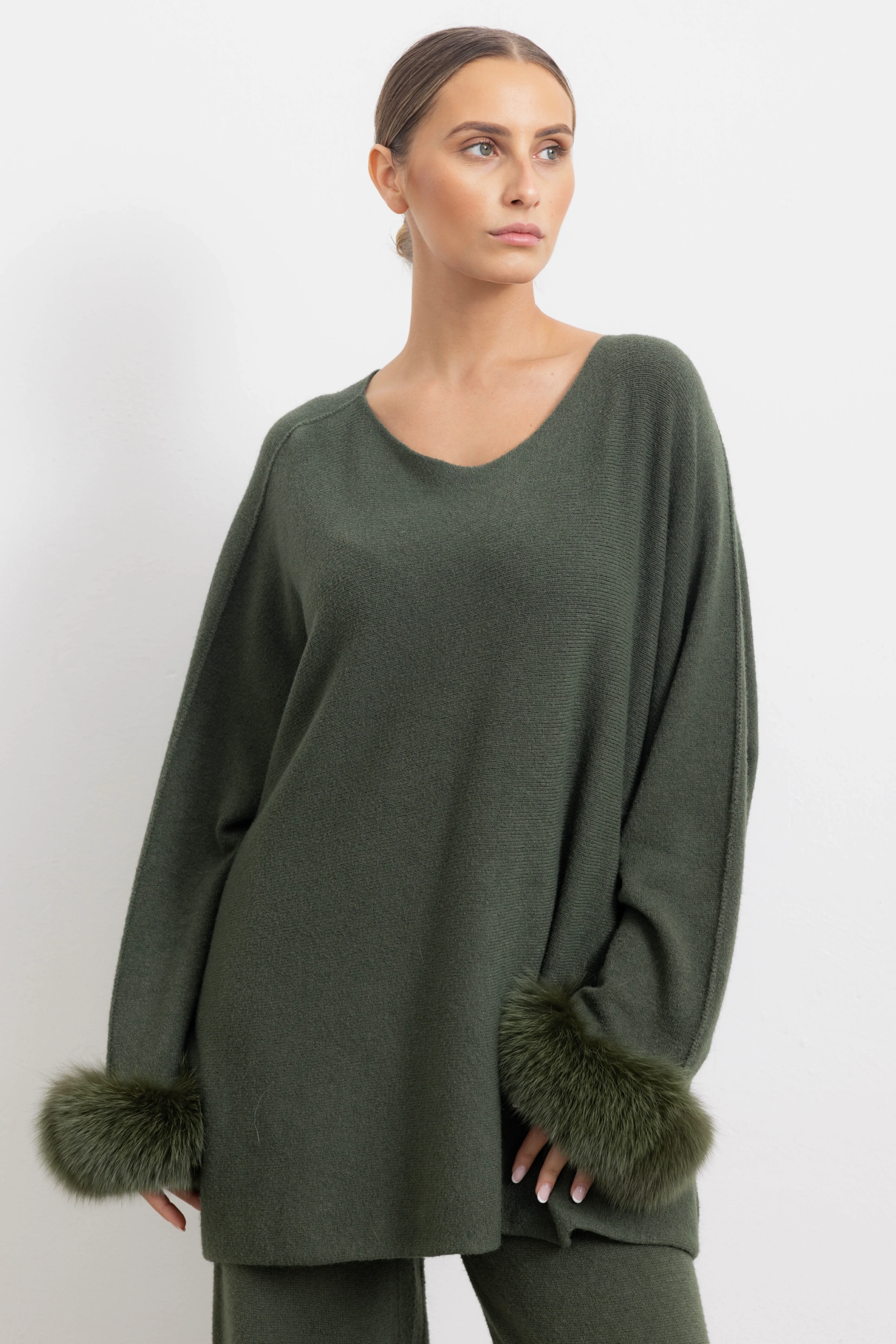 AMALFI - Completo con polsini in volpe (Verde) - Image 3