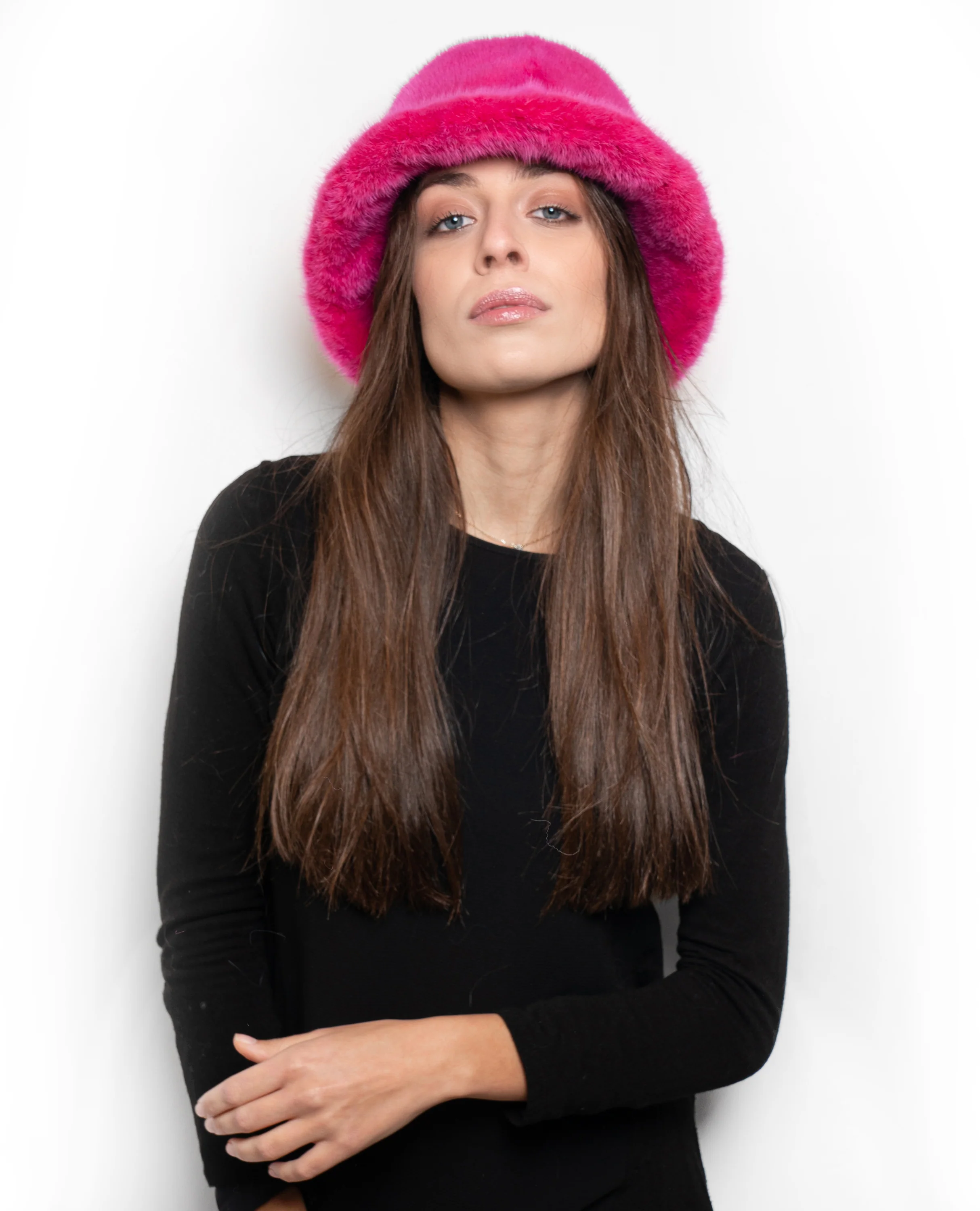 LIONE - Cappello Bucket in visone (Fucsia) - Image 4