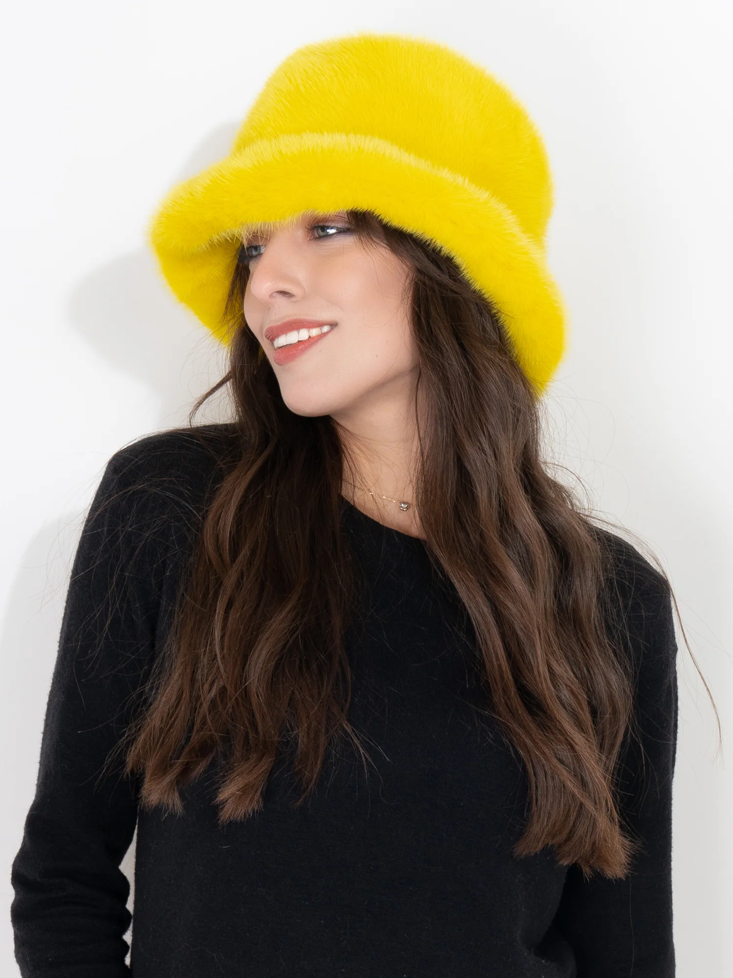 LIONE - Cappello Bucket in visone (Giallo) - Image 4