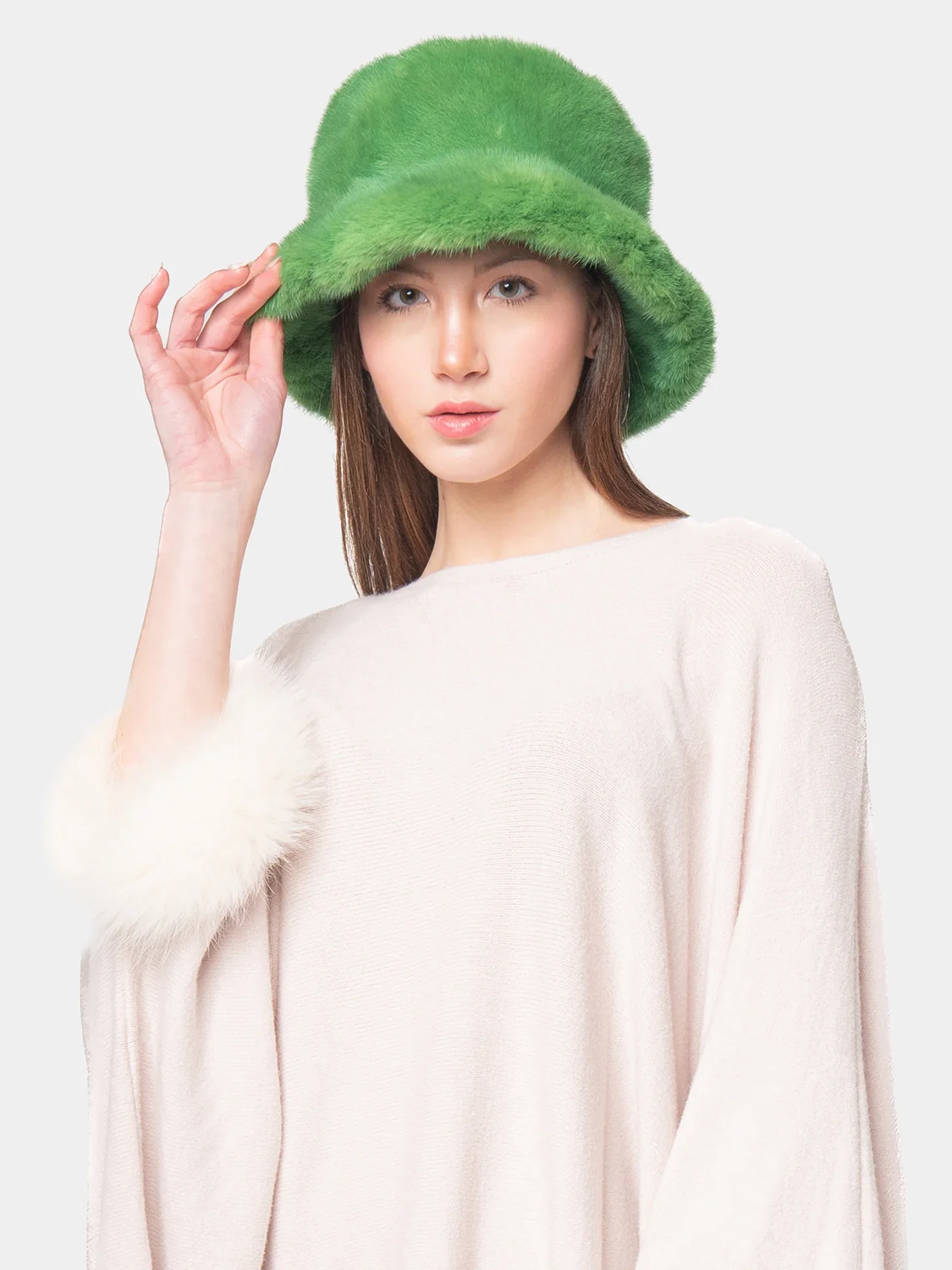 LIONE - Cappello Bucket in visone (Verde)