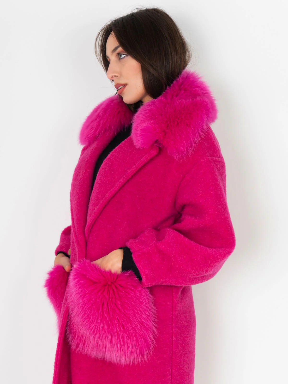 STOCCOLMA - Cappotto con tasche e bordatura collo in volpe (Fucsia) - Image 5