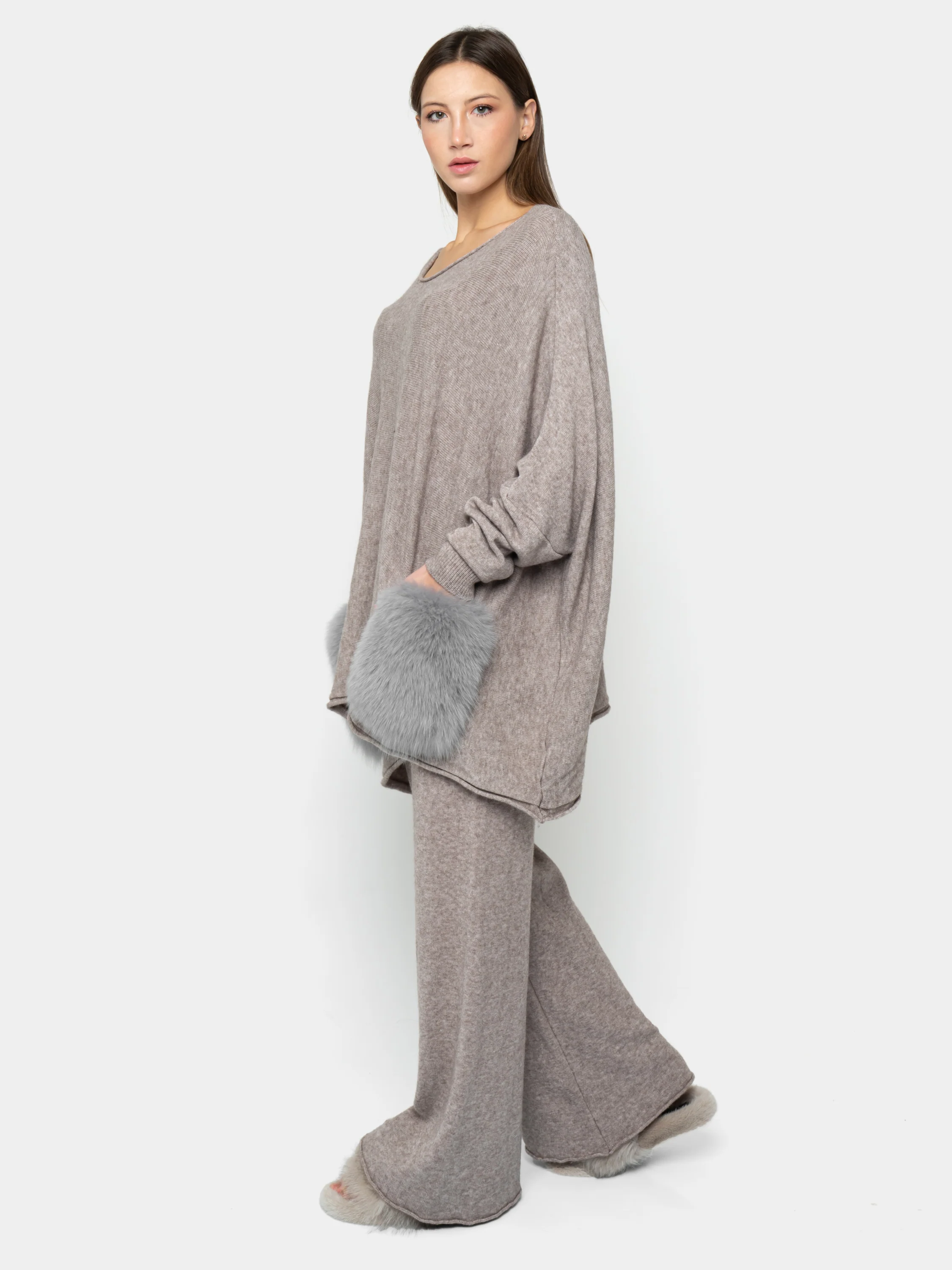 CAPRI - Completo con tasche in volpe (Grigio Chiaro) - Image 3