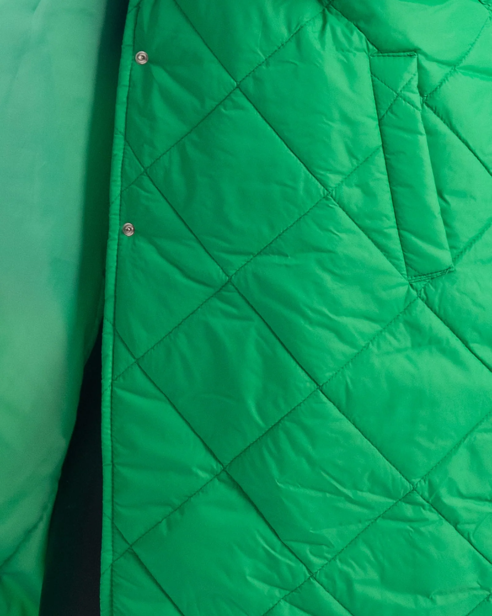 INNSBRUCK - Cappotto cento grammi con bordatura collo in volpe (Verde) - Image 15