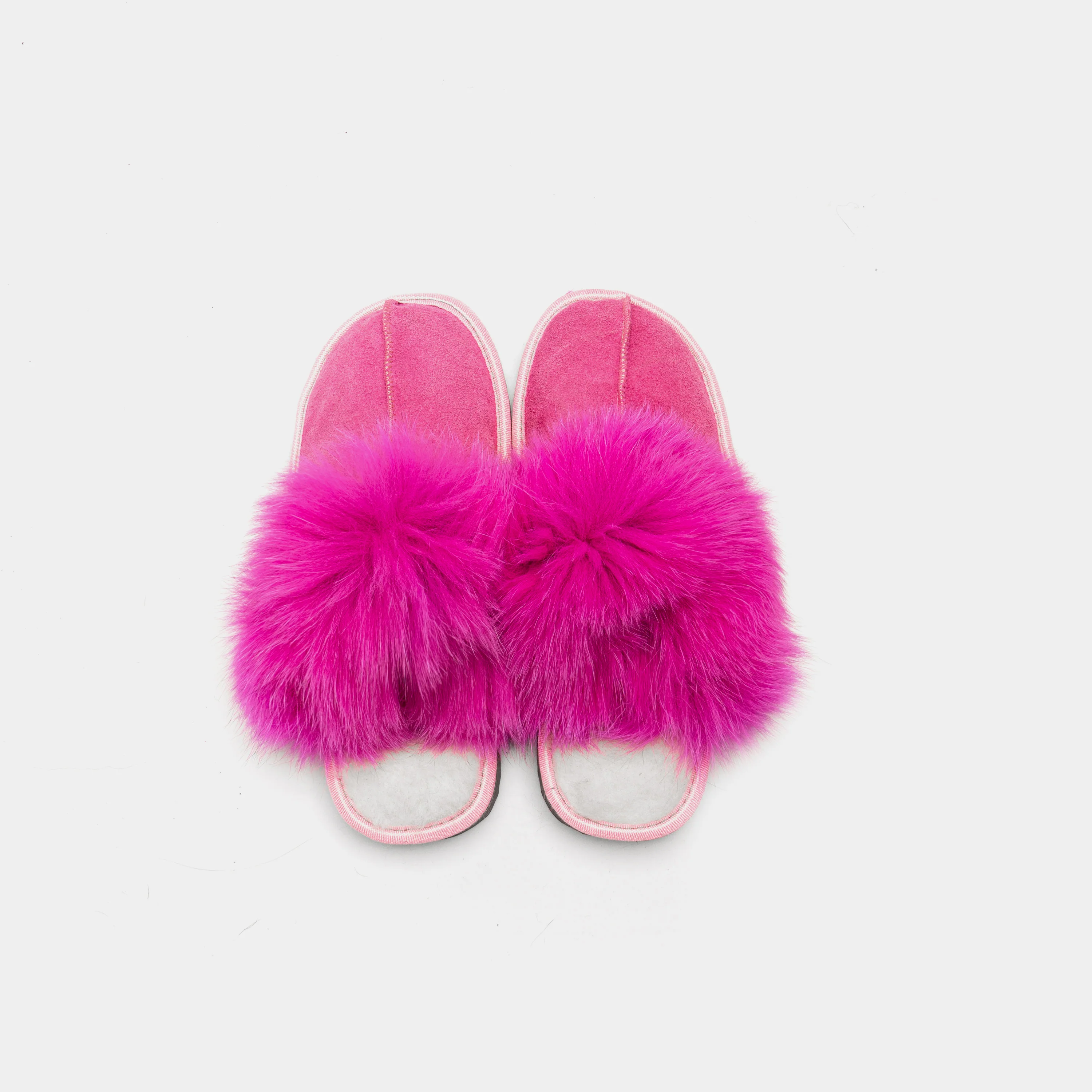CERVINIA - Slipper chiusa scamosciata con bordatura in volpe (Fucsia) - Image 4