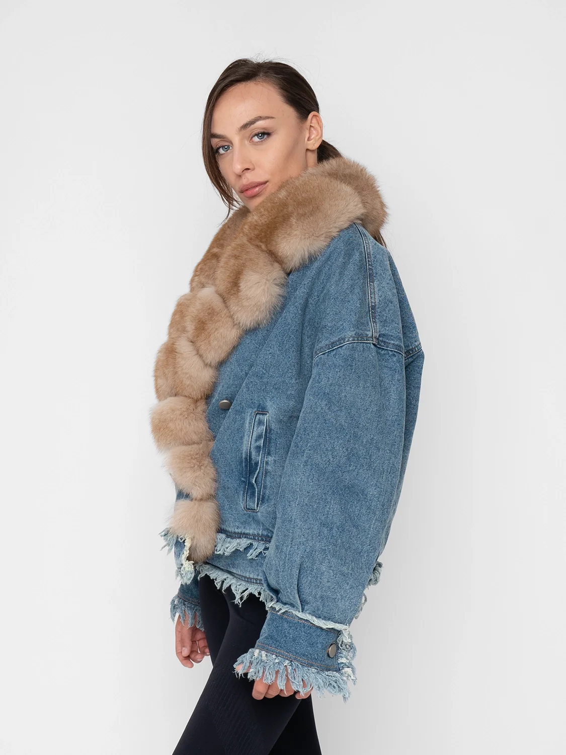 BERLINO - Giacca in denim con bordatura collo in volpe (Naturale) - Image 3