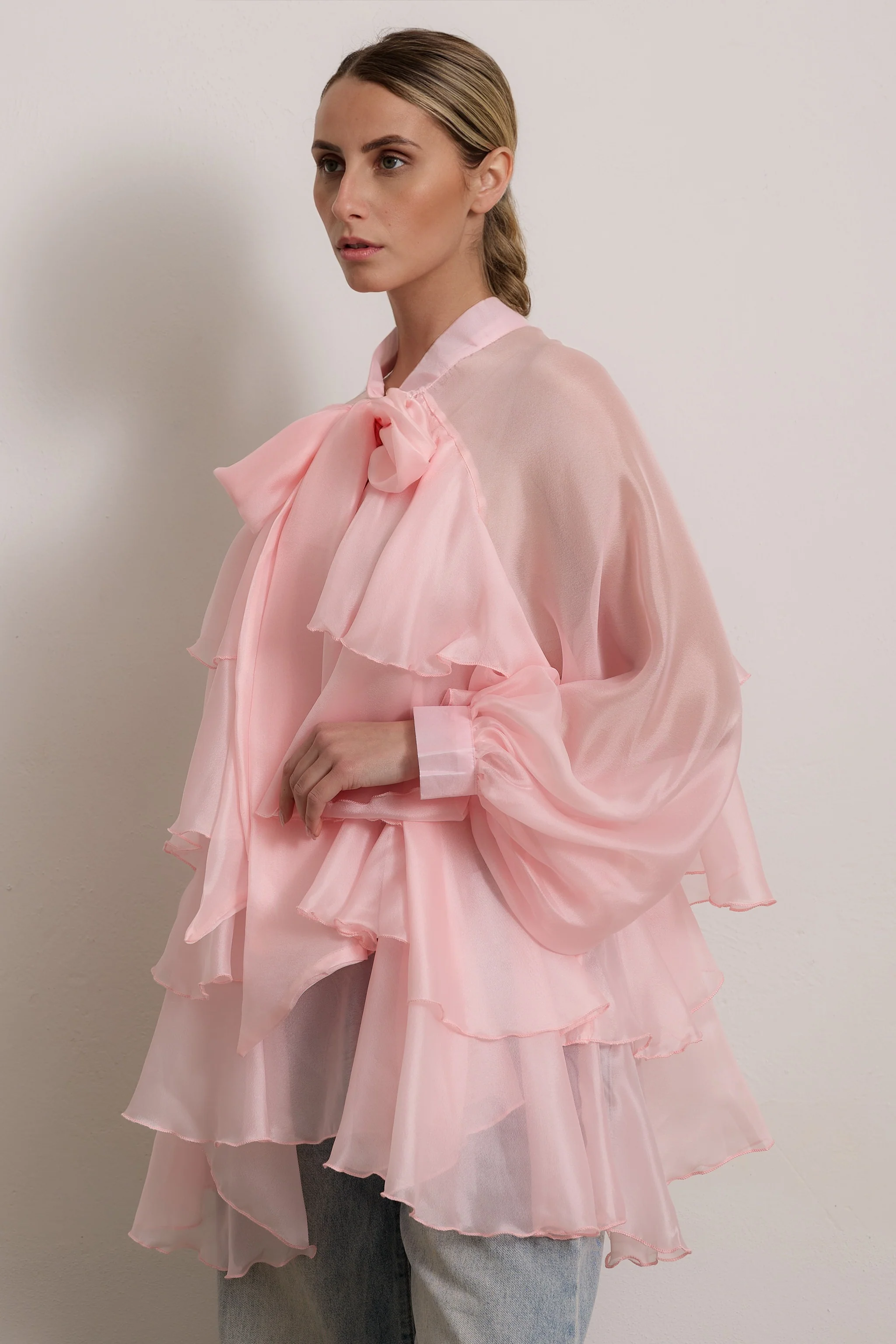 OLIMPIA - Camicia con fiocco e balze (Rosa) - Image 4