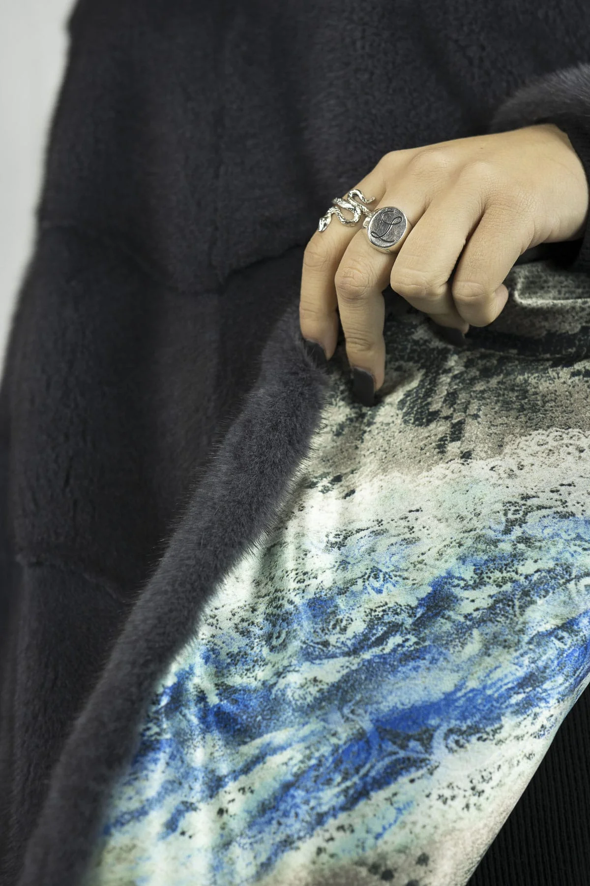 MISSISSIPI - Poncho in visone (Grigio piombo) - Image 3