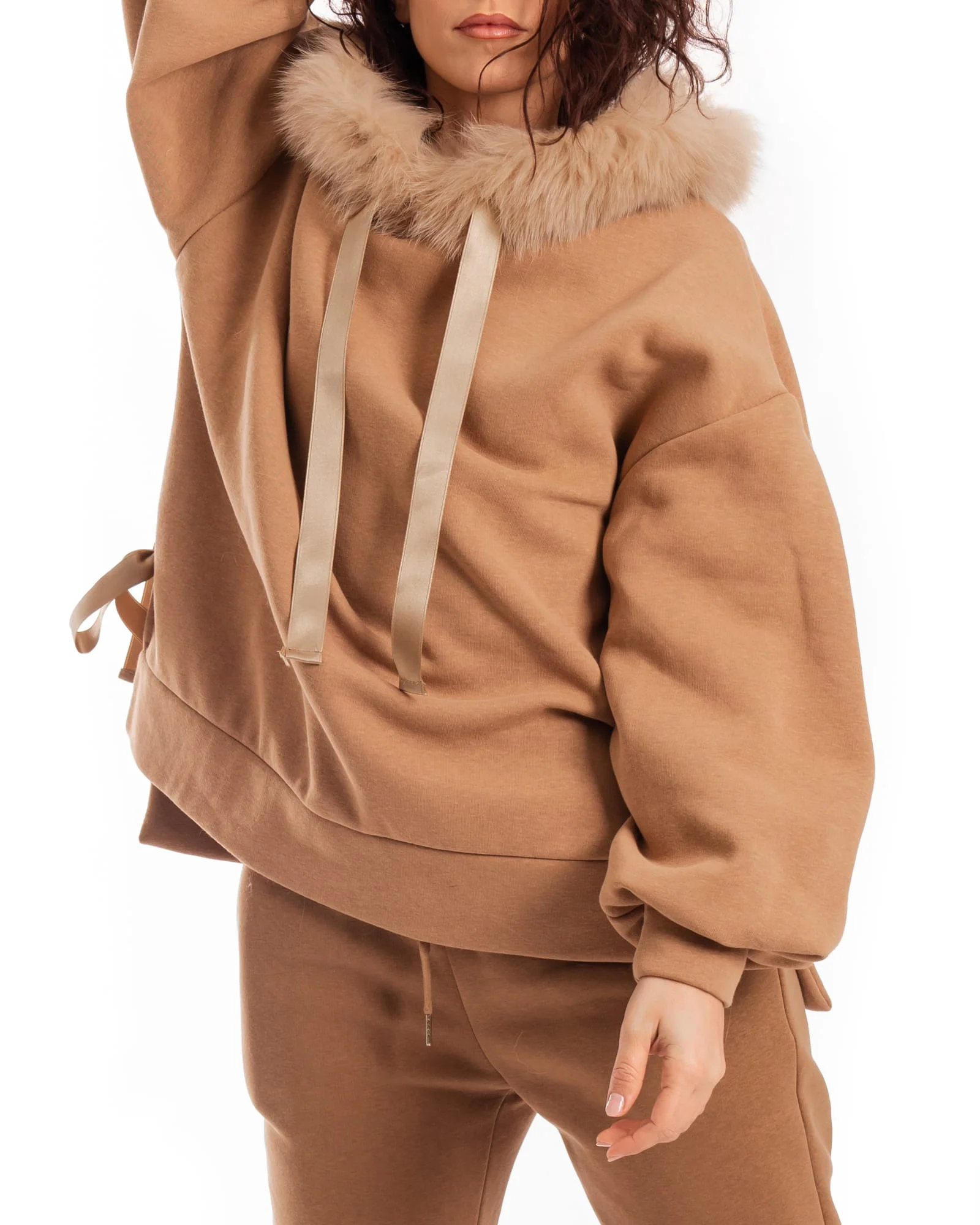 PORTO CERVO - Tuta con bordatura su cappuccio in volpe (Beige) - Image 8